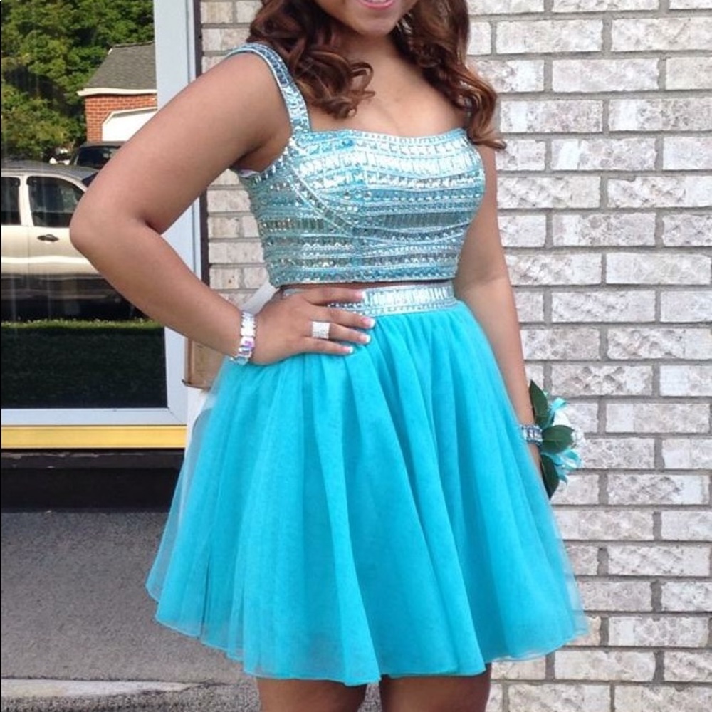 Sherri hill dress. Short two piece dress,worn once